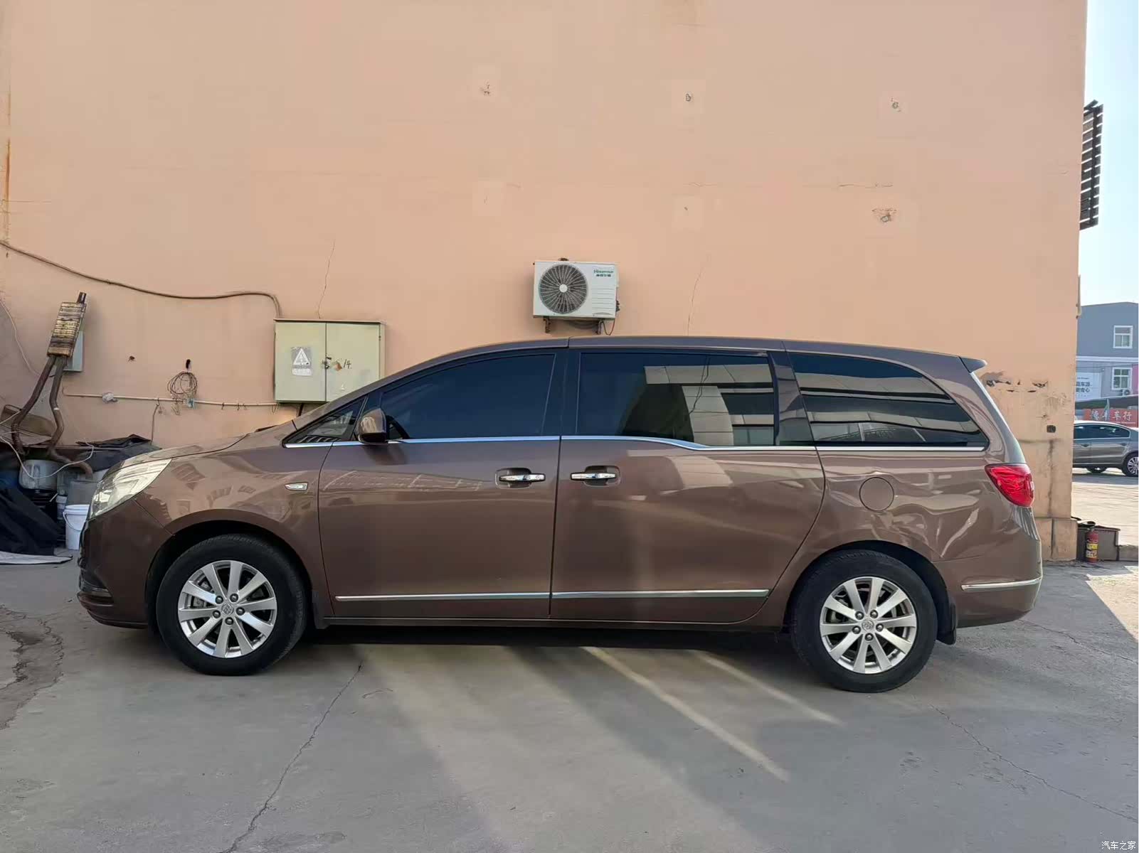 Buick GL8, 2020 6