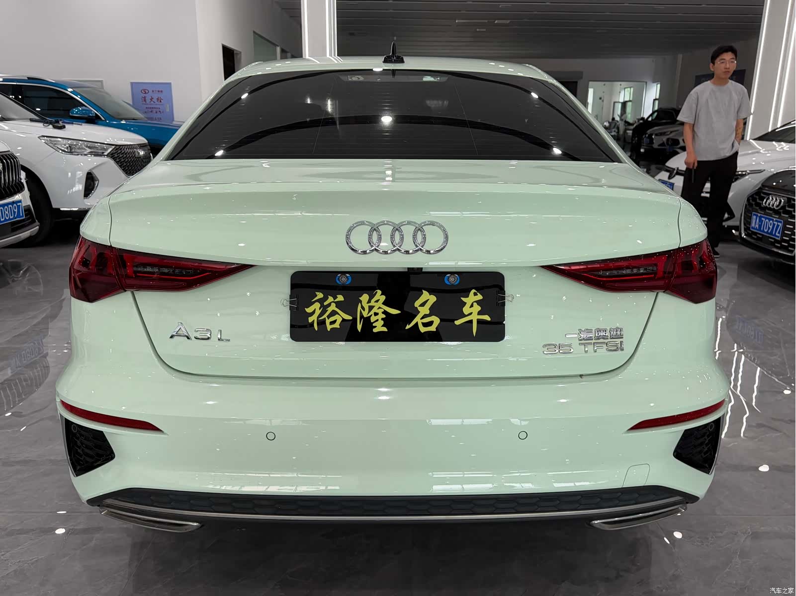 Audi A3, 2022 все фото