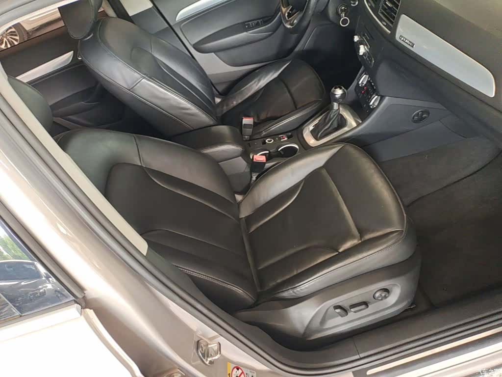 Audi Q3, 2015 25