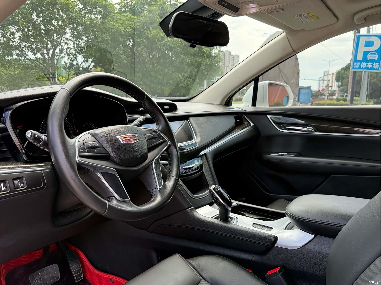 Cadillac XT5, 2017 10