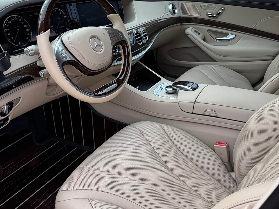 Mercedes-Benz S-class Mercedes-Benz S-class
