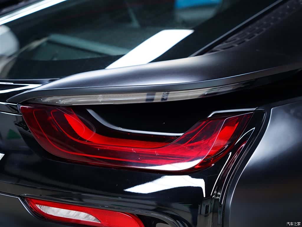 BMW i8, 2017 7