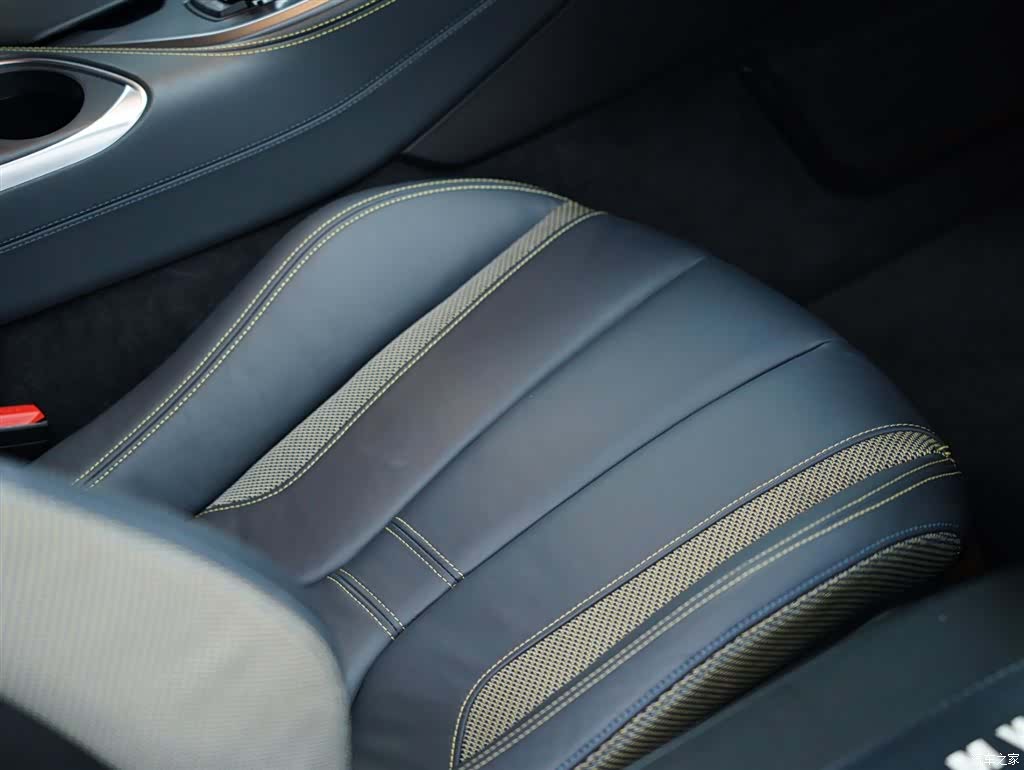 BMW i8, 2017 37