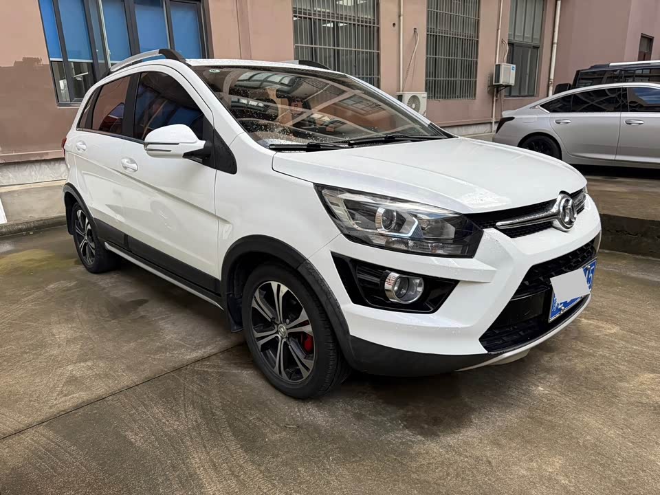 BAIC Shenbao X25 BAIC Shenbao X25