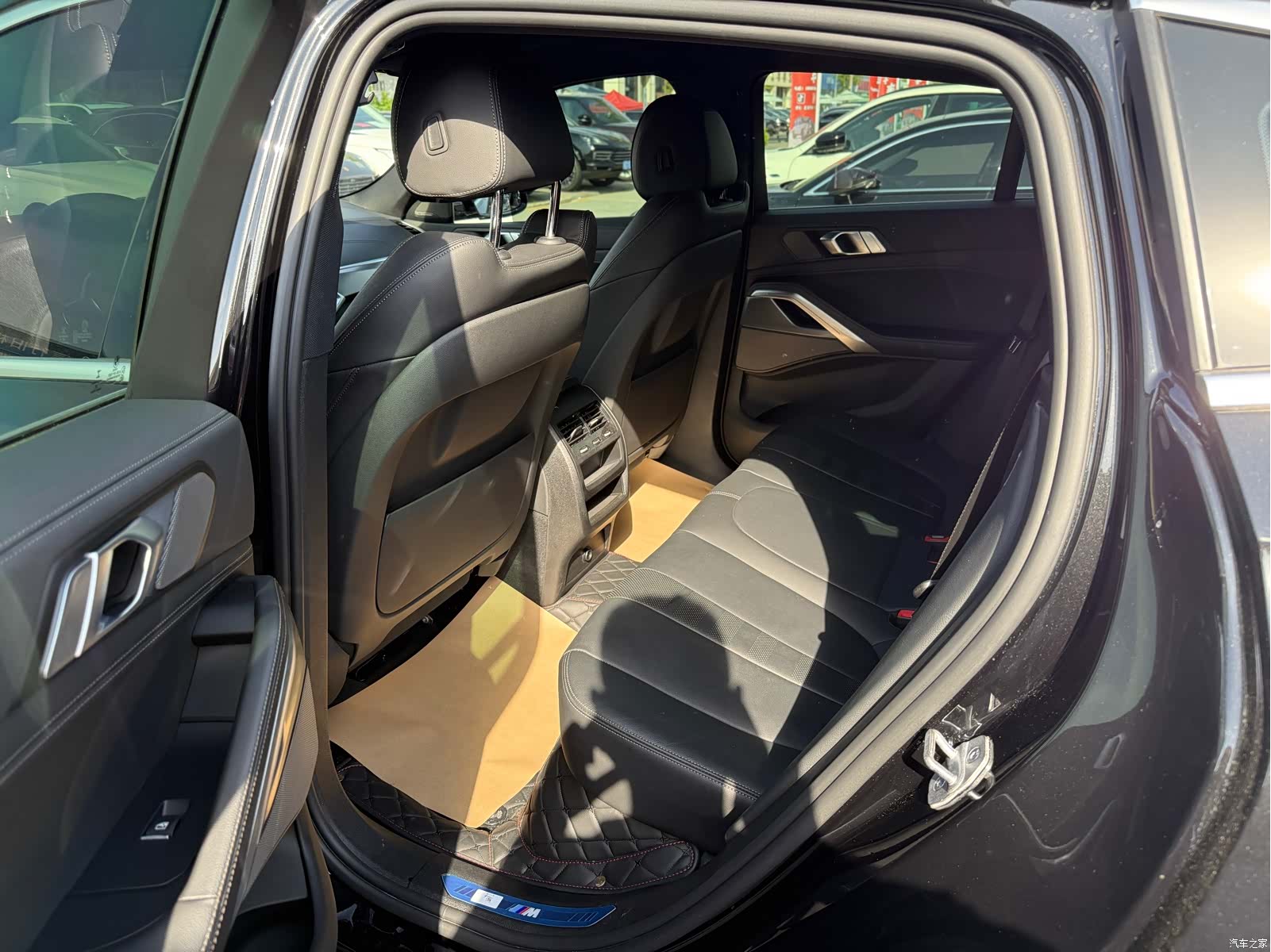 BMW X6, 2020 10
