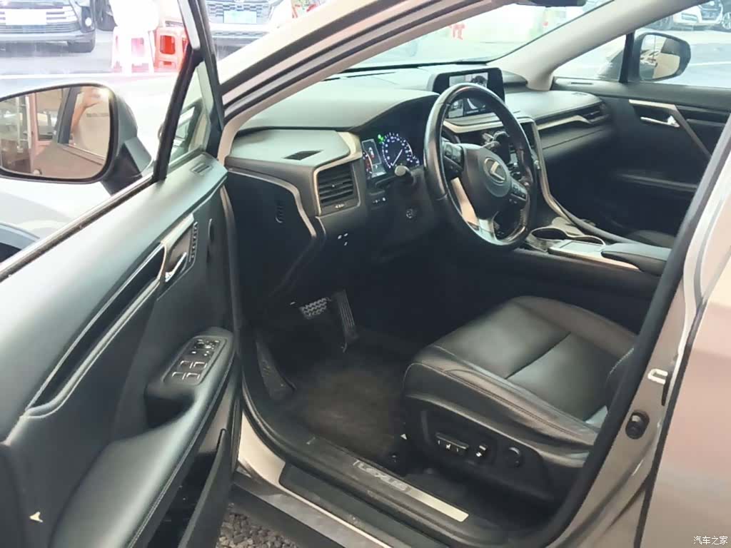 Lexus RX, 2020 16