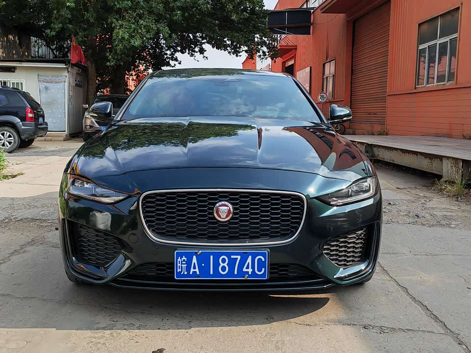 Jaguar XEL Jaguar XEL