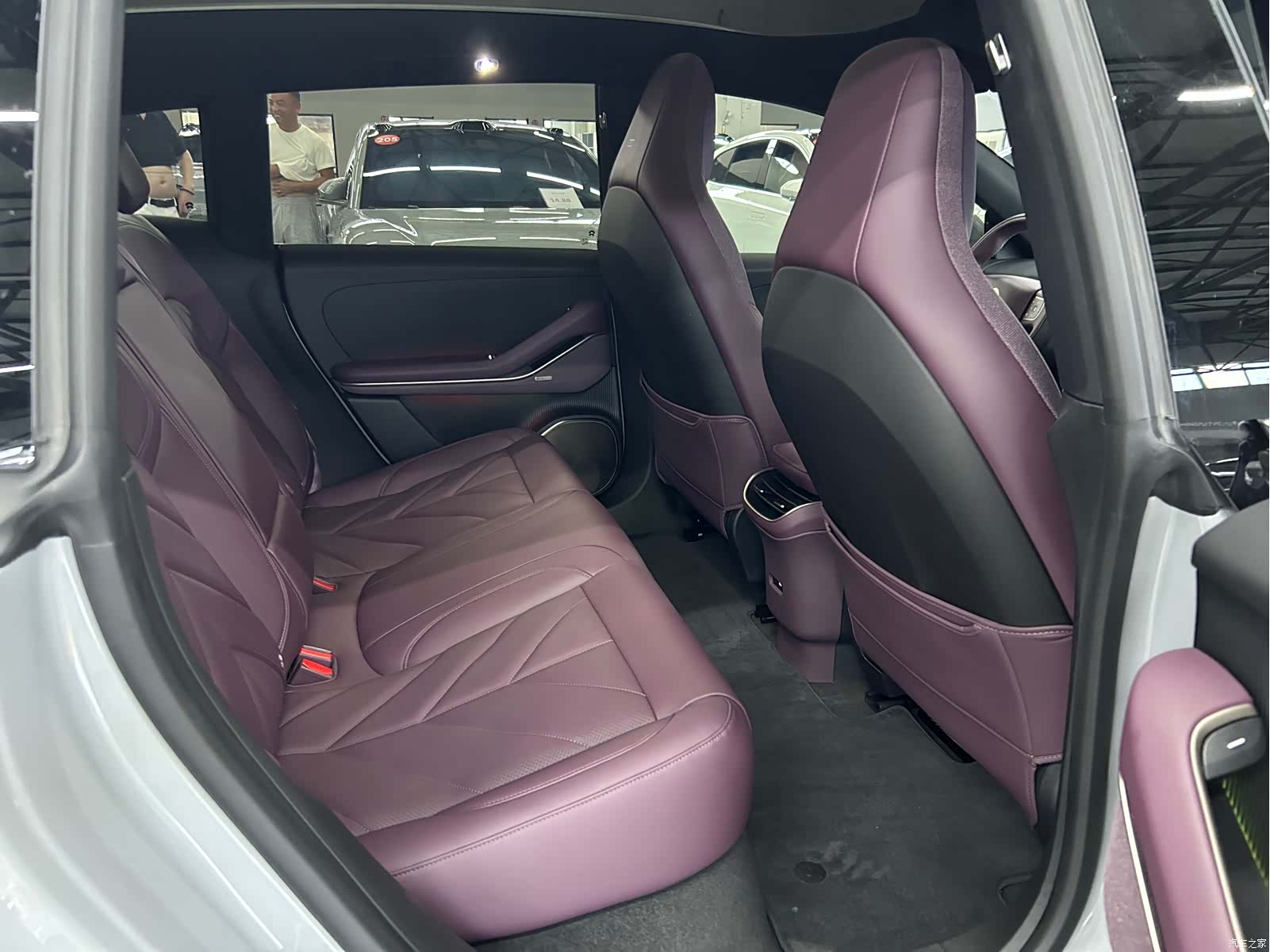NIO ET5, 2025 10
