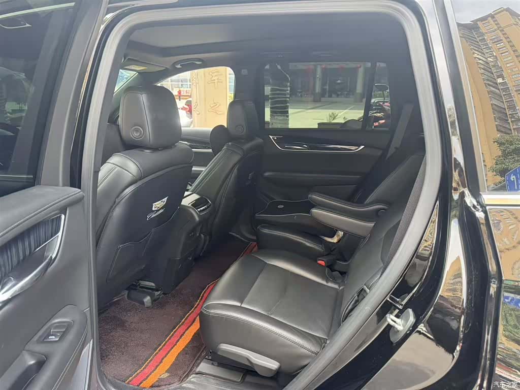 Cadillac XT6, 2023 4