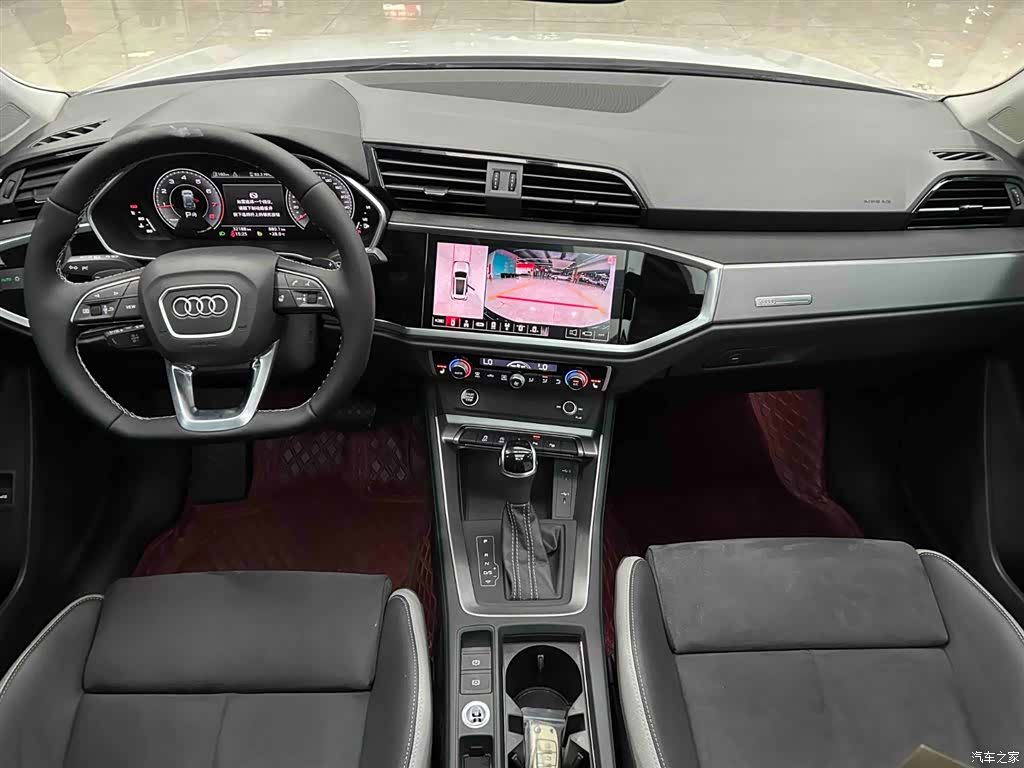 Audi Q3, 2022 2