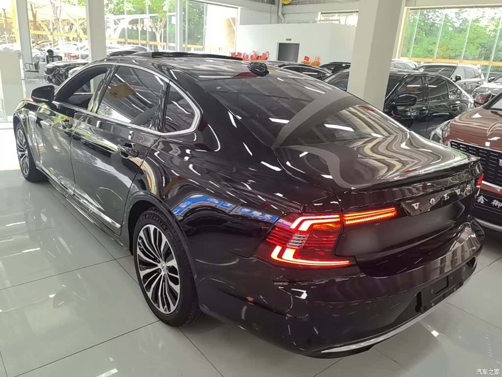 Volvo S90, 2024 все фото