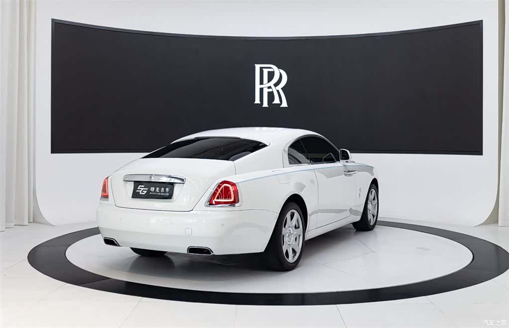 Rolls-Royce Wraith, 2021 4