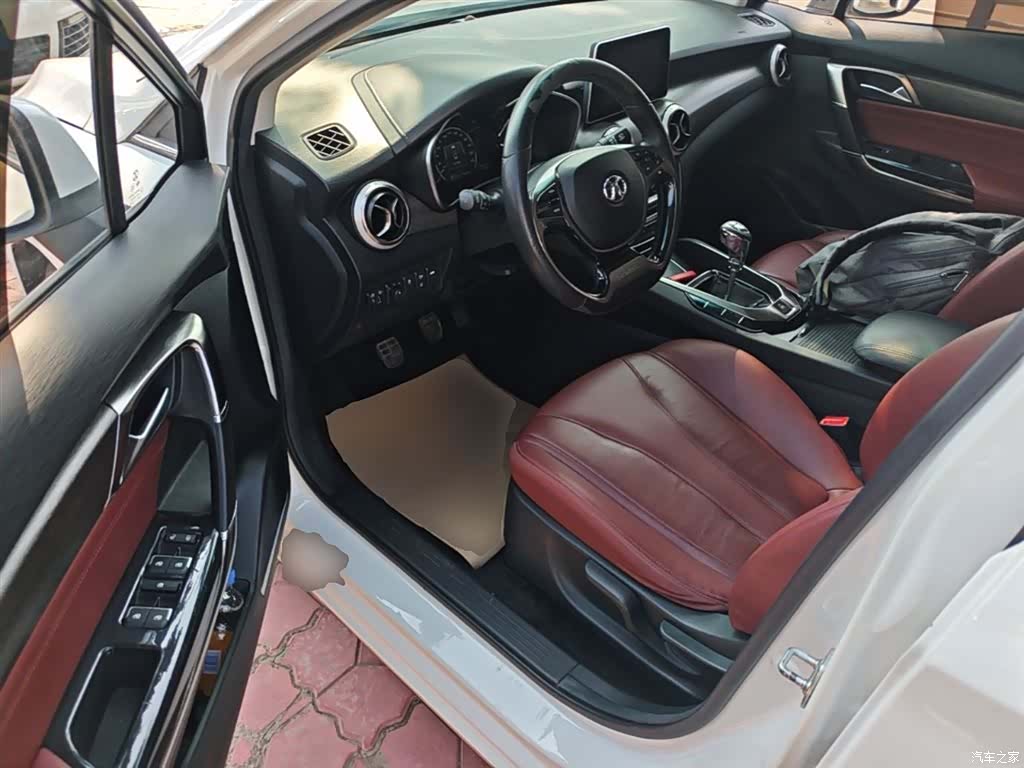 BAIC D50, 2019 16
