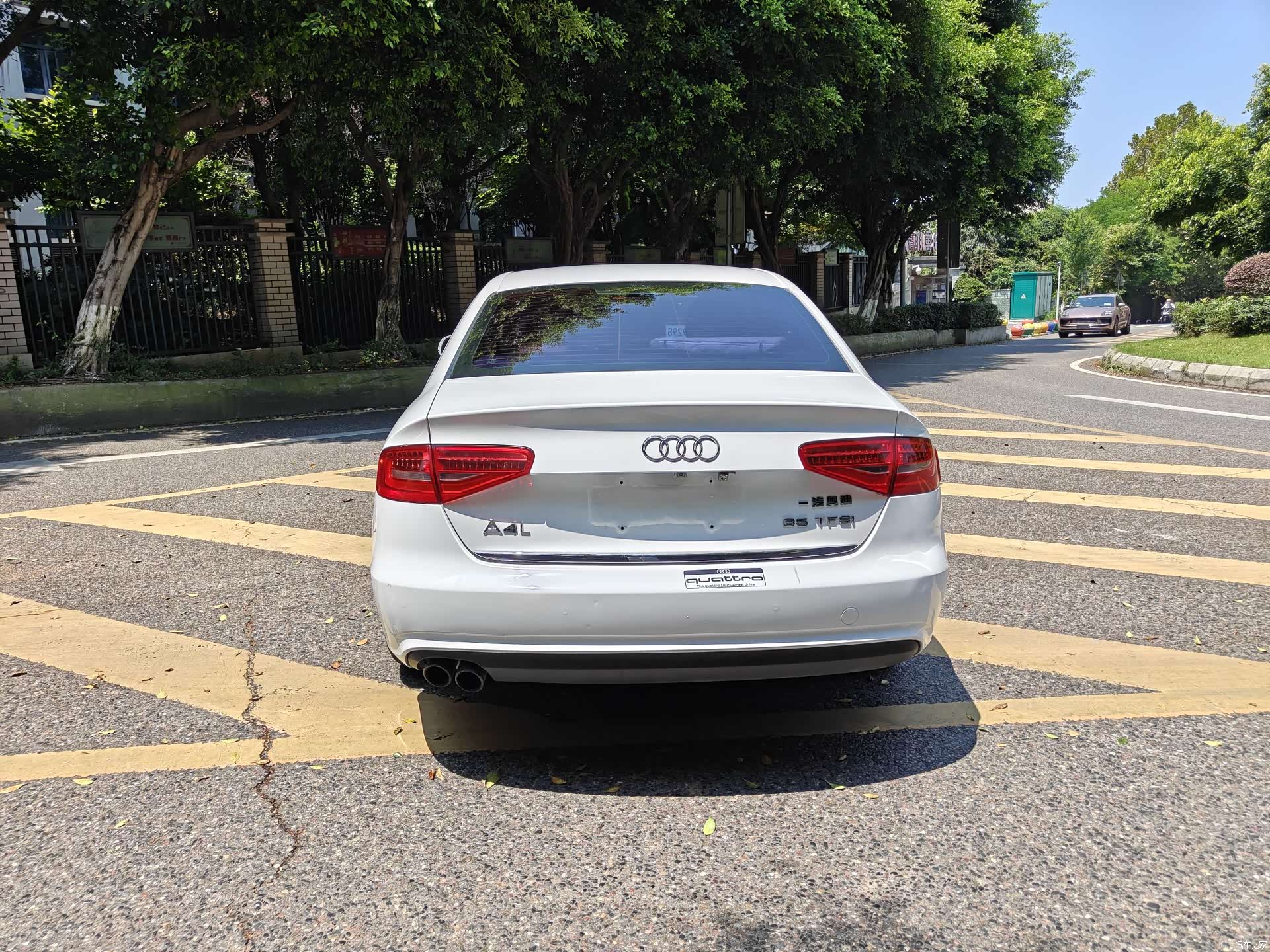Audi A4L, 2015 13