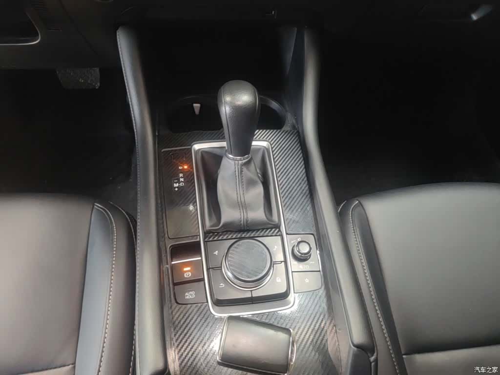 Mazda Mazda3, 2021 14