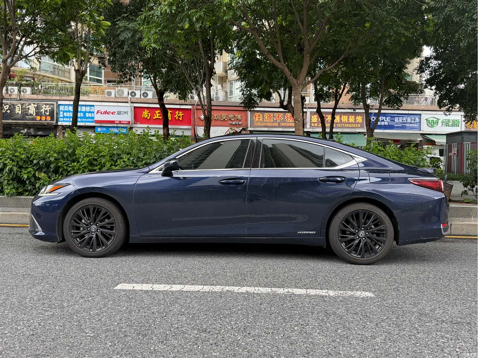 Lexus ES, 2021 3