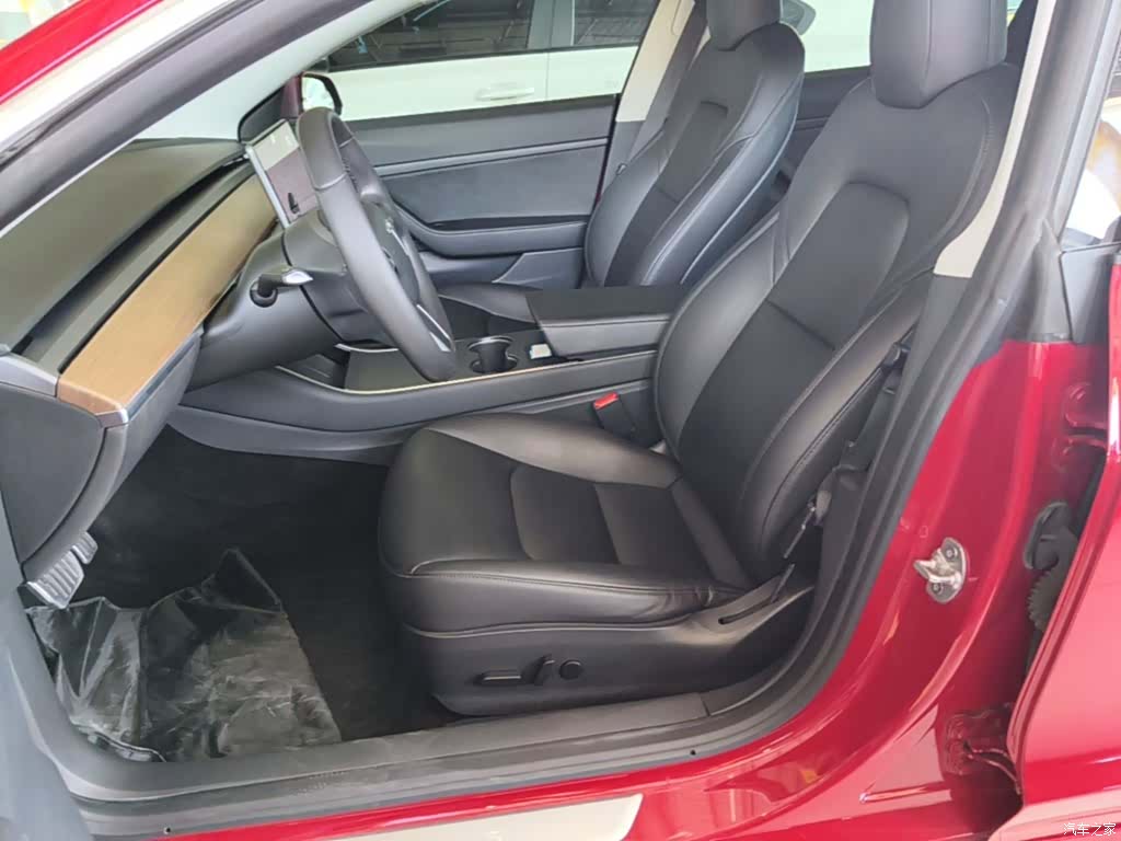 Tesla Model 3, 2020 15