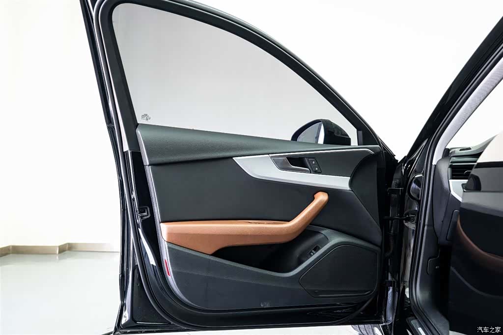 Audi A4, 2021 11