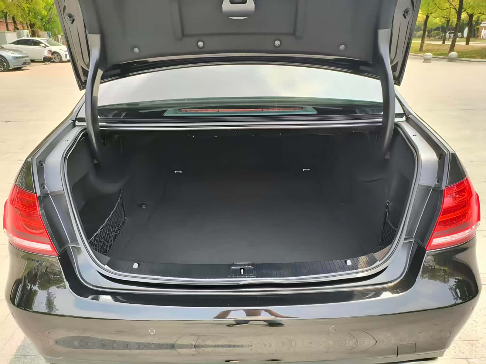 Mercedes-Benz E-Class, 2015 14