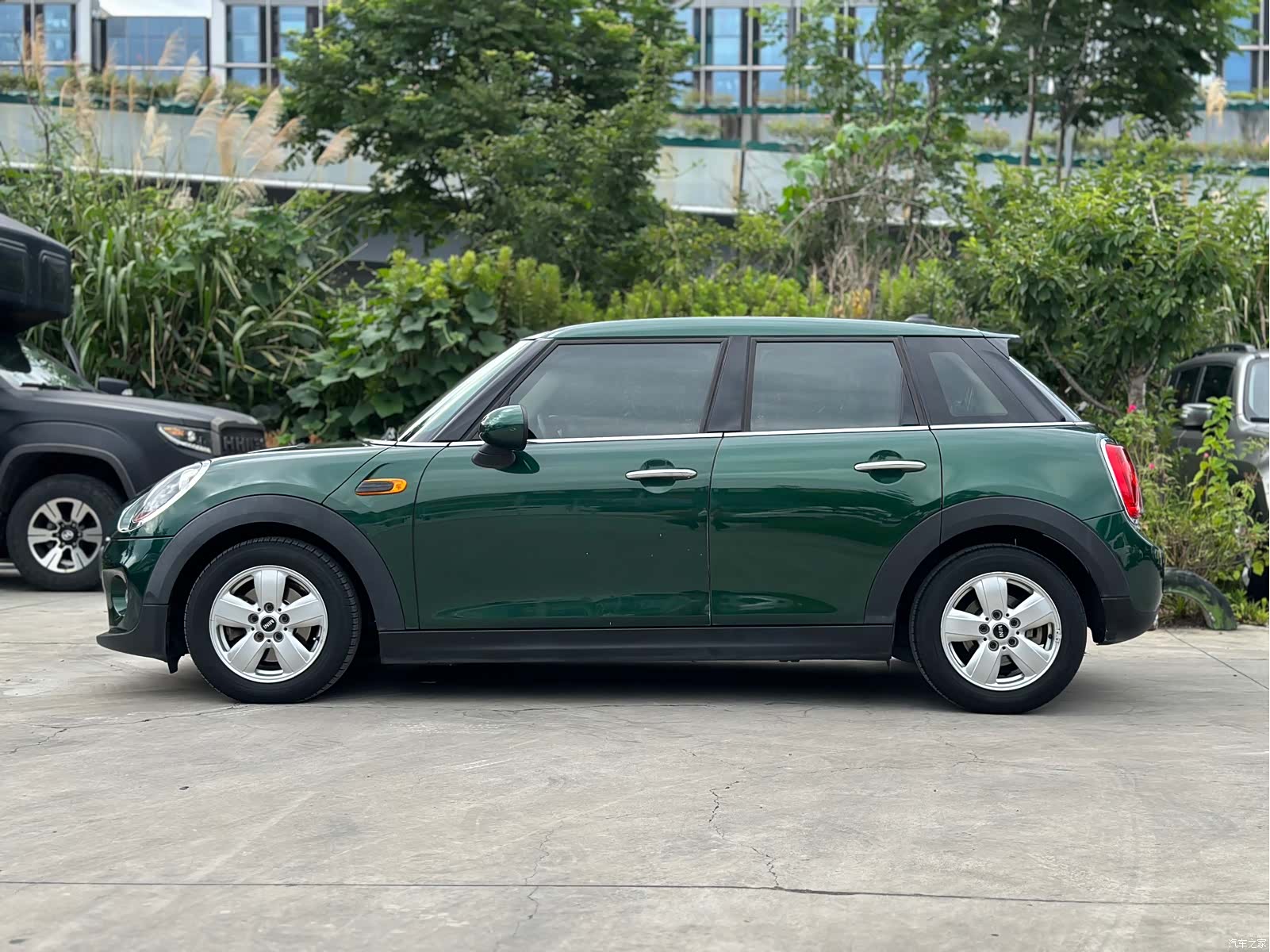 Mini ONE, 2016 23