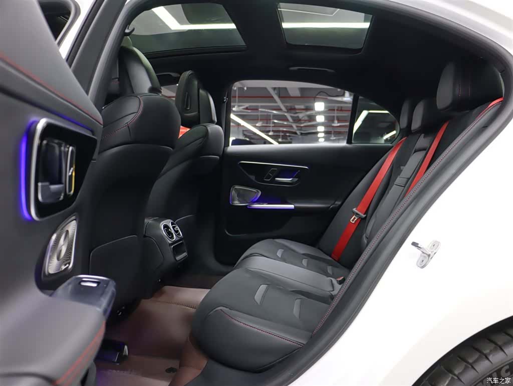 Mercedes-Benz C-Class, 2024 21