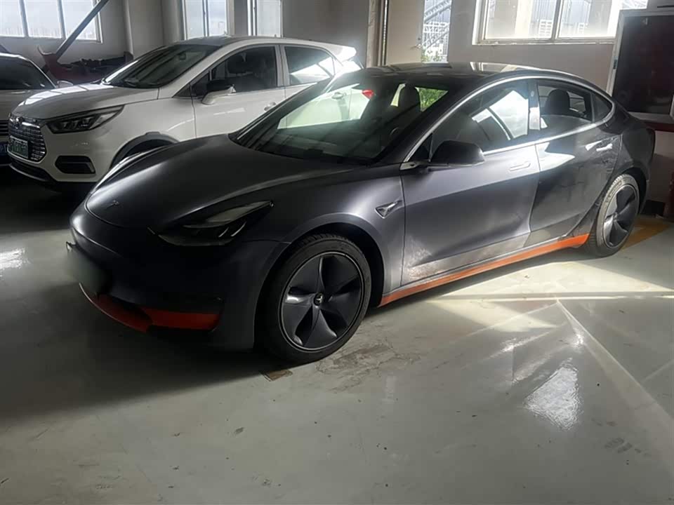 Tesla Model 3 Tesla Model 3
