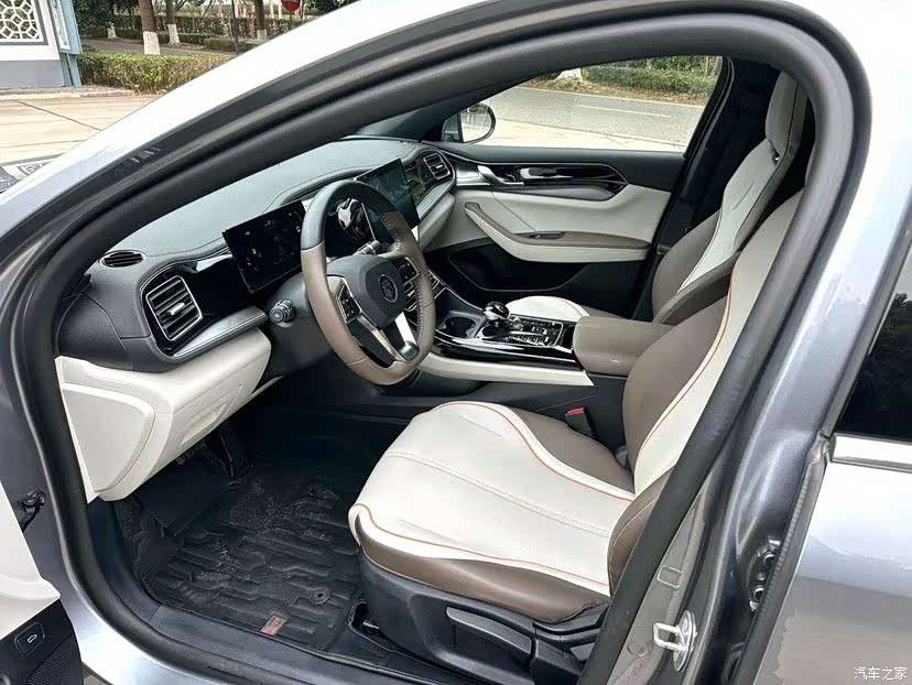 BYD Qin, 2023 все фото