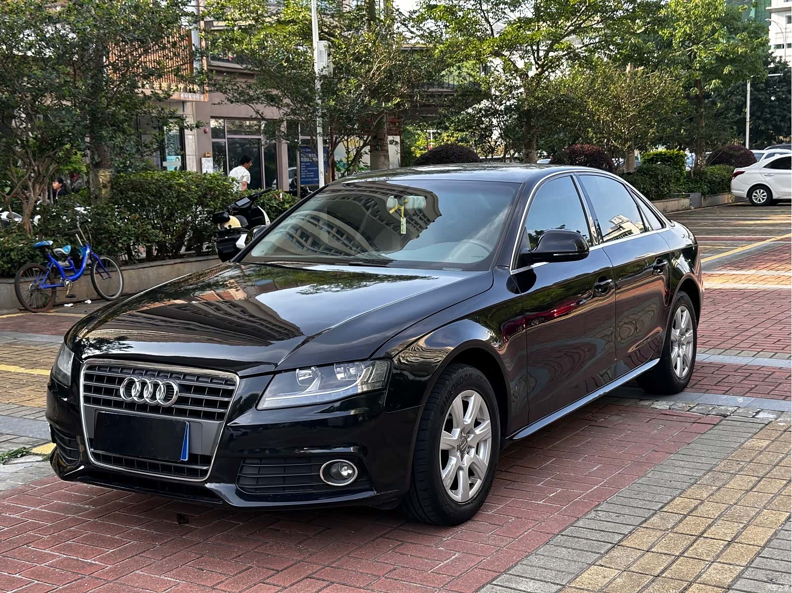 Audi A4L, 2011 2