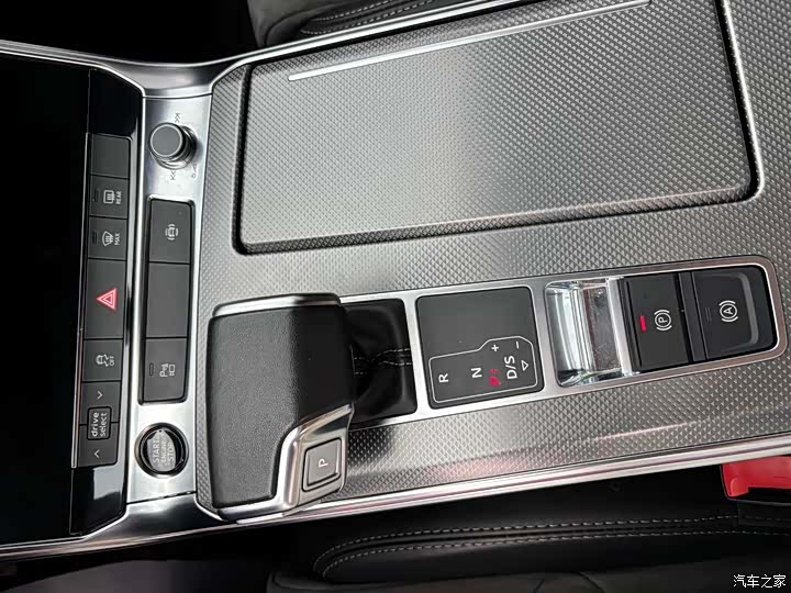 Audi A6L, 2021 14