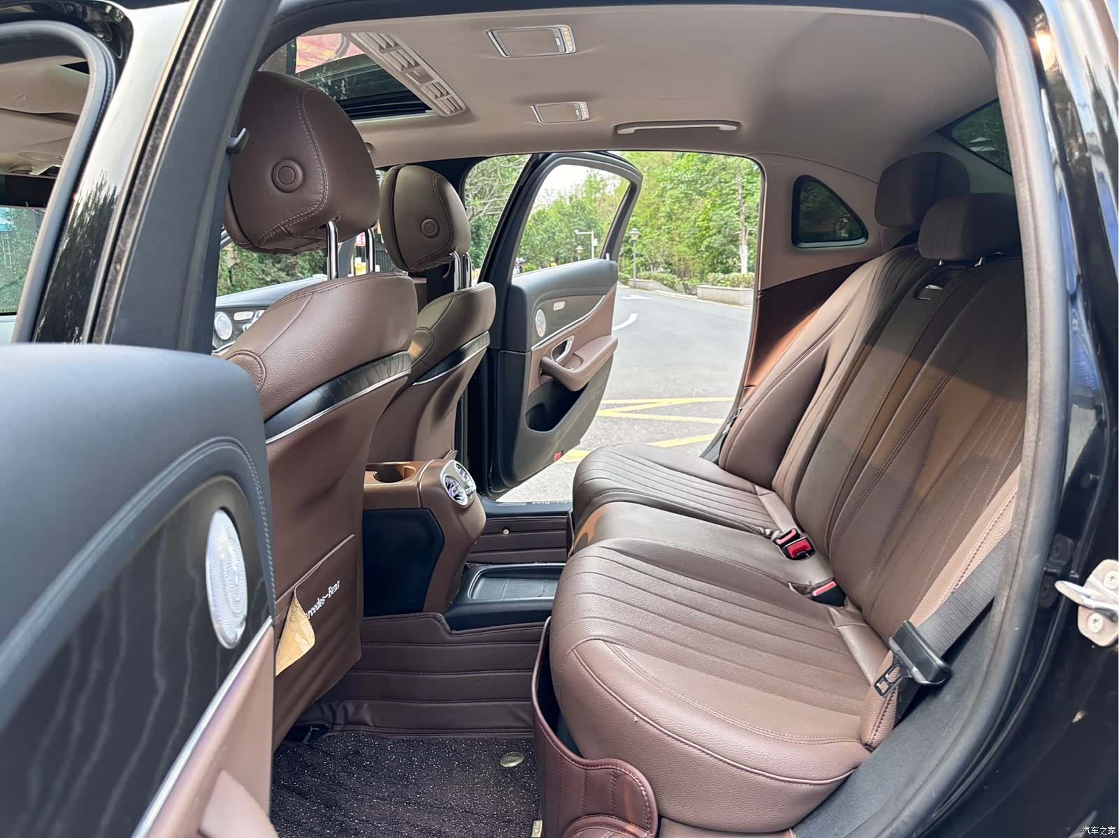 Mercedes-Benz E-Class, 2017 11
