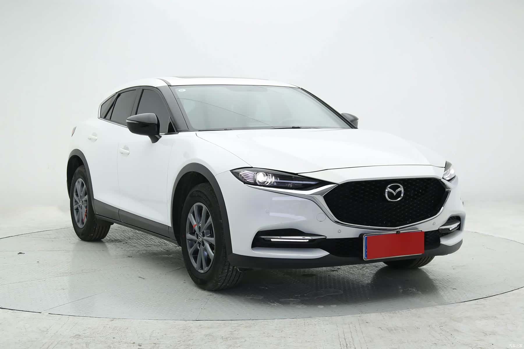Mazda CX-4, 2023 3