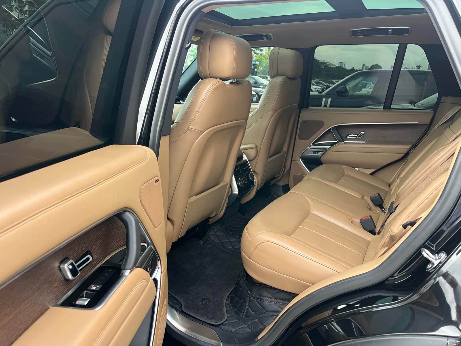 Land Rover Range Rover, 2024 14