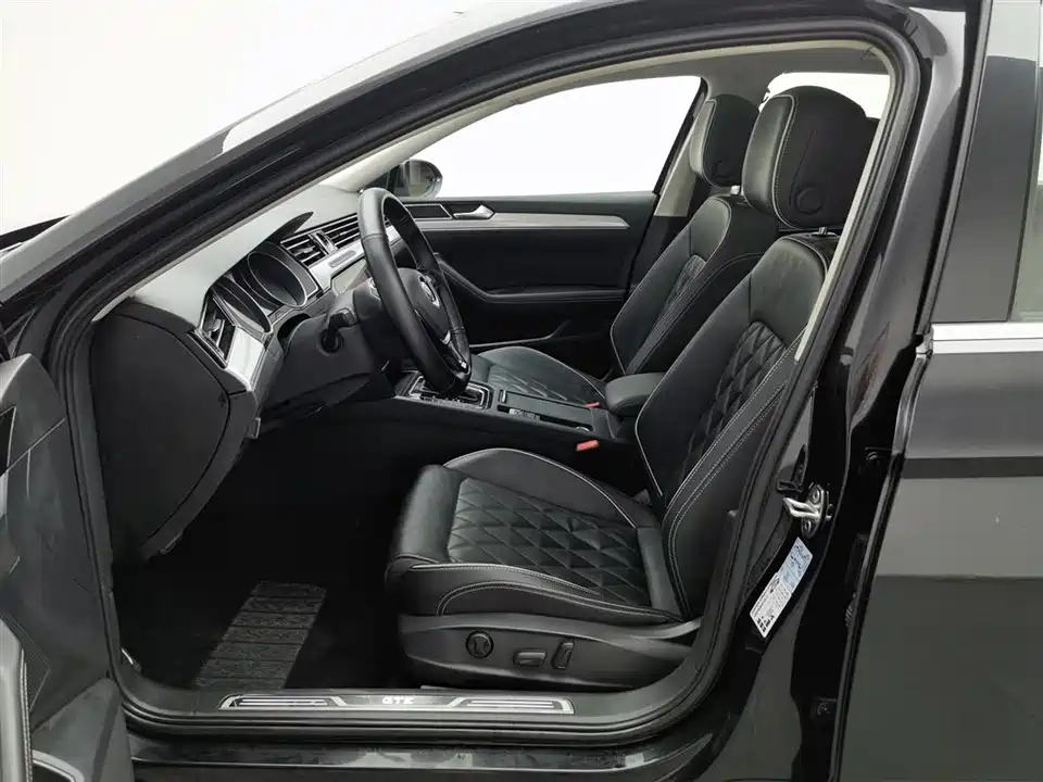 Volkswagen Magotan GTE