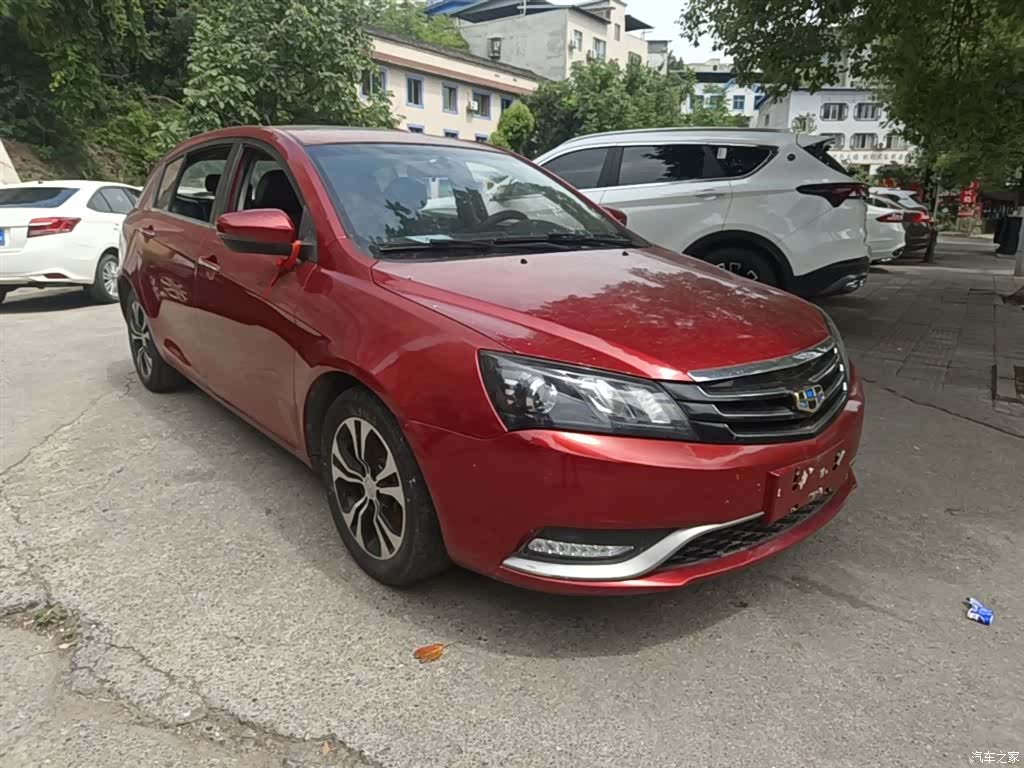 Geely Emgrand, 2015 4