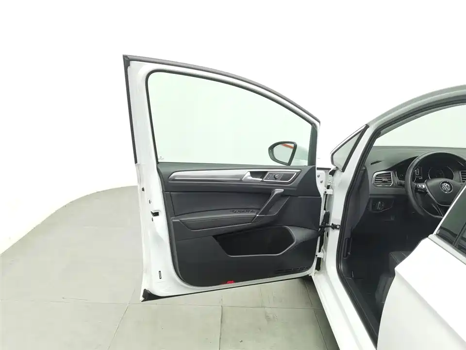 Volkswagen Golf*Jiayu