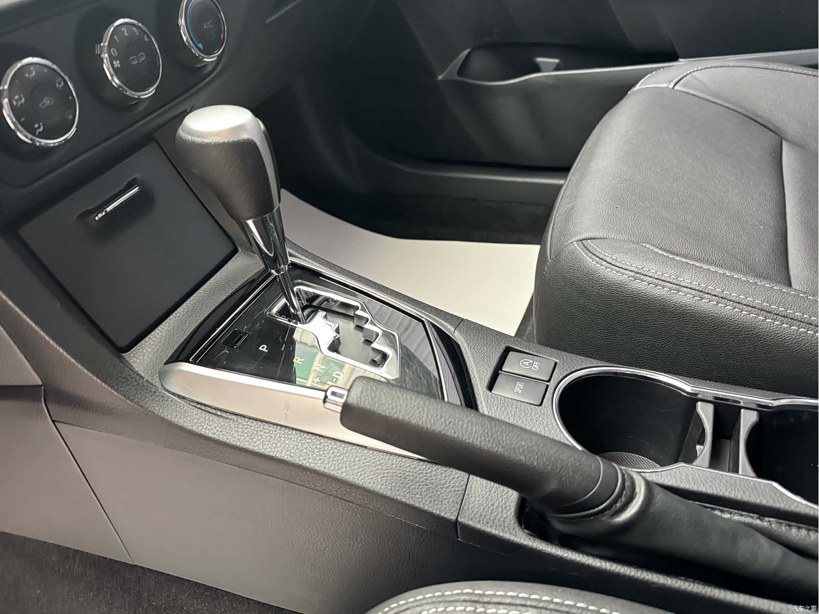 Toyota Corolla, 2018 12
