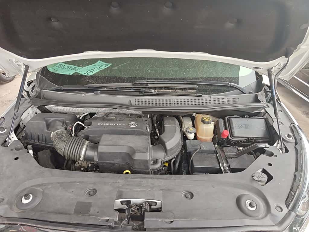 Buick GL8, 2022 20