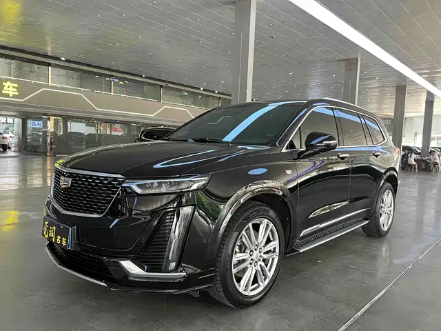 Cadillac XT6 2023 — купить из Китая под заказ