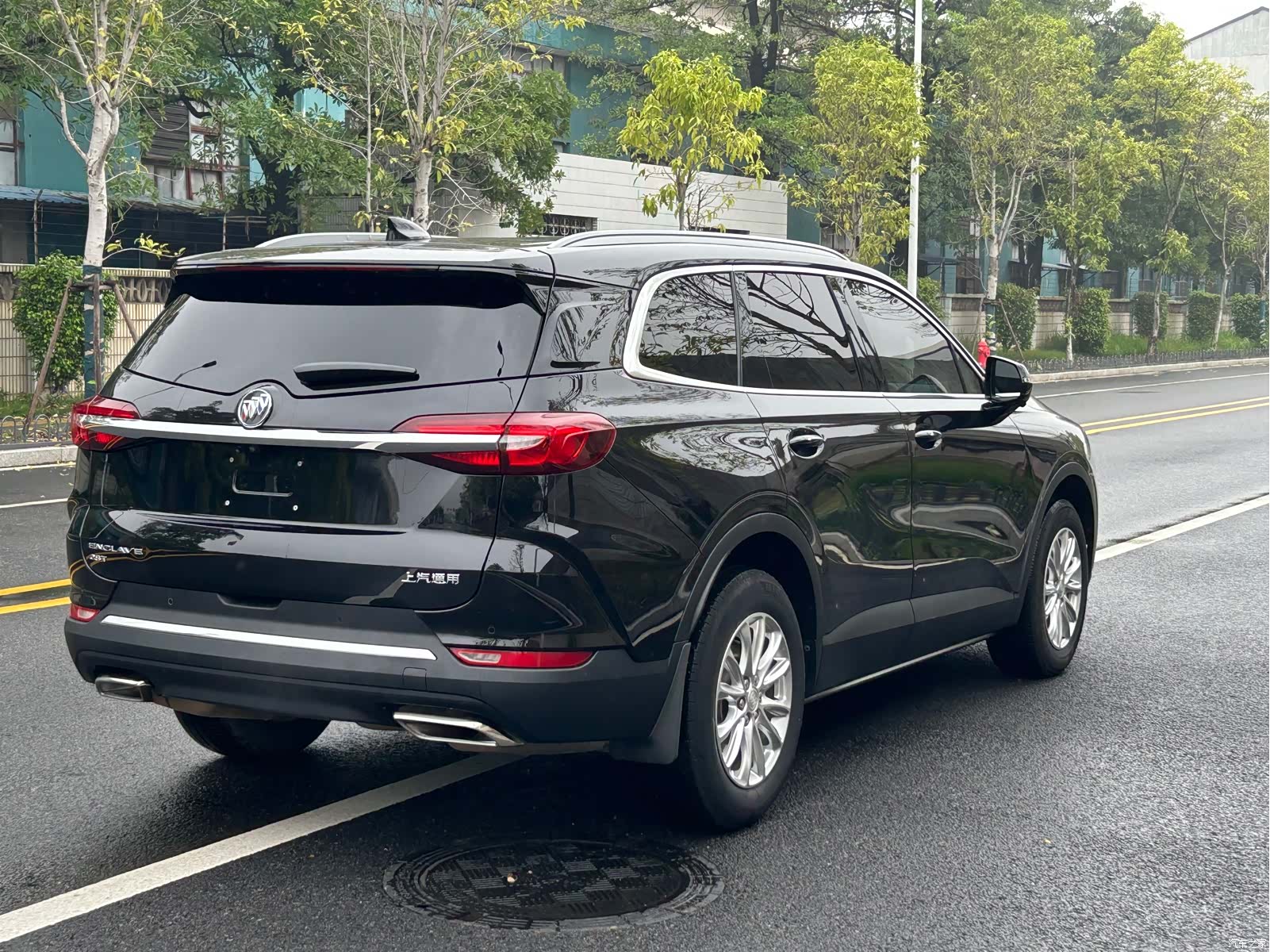 Buick Enclave, 2021 9