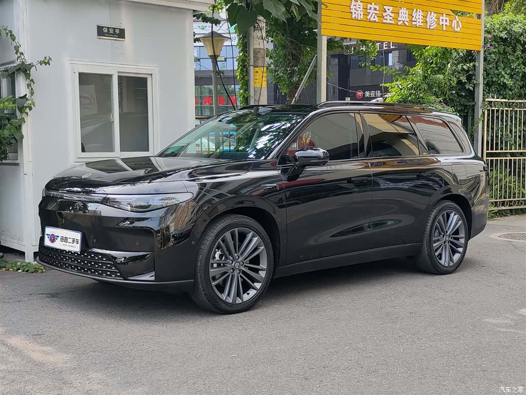 Leapmotor C16