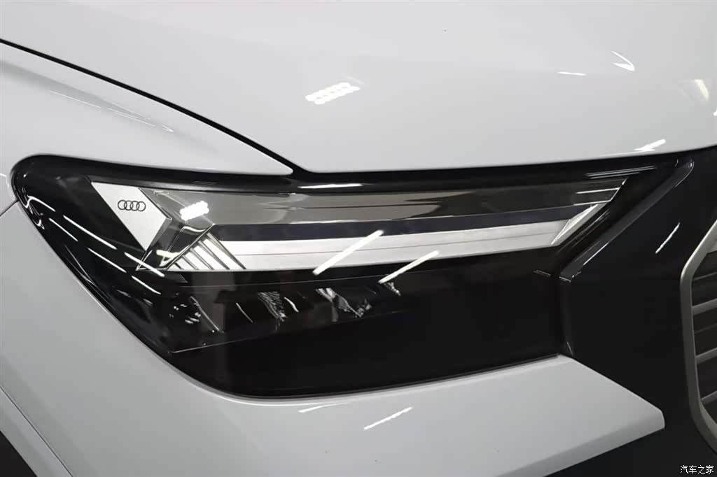 Audi Q4 e-tron, 2024 14