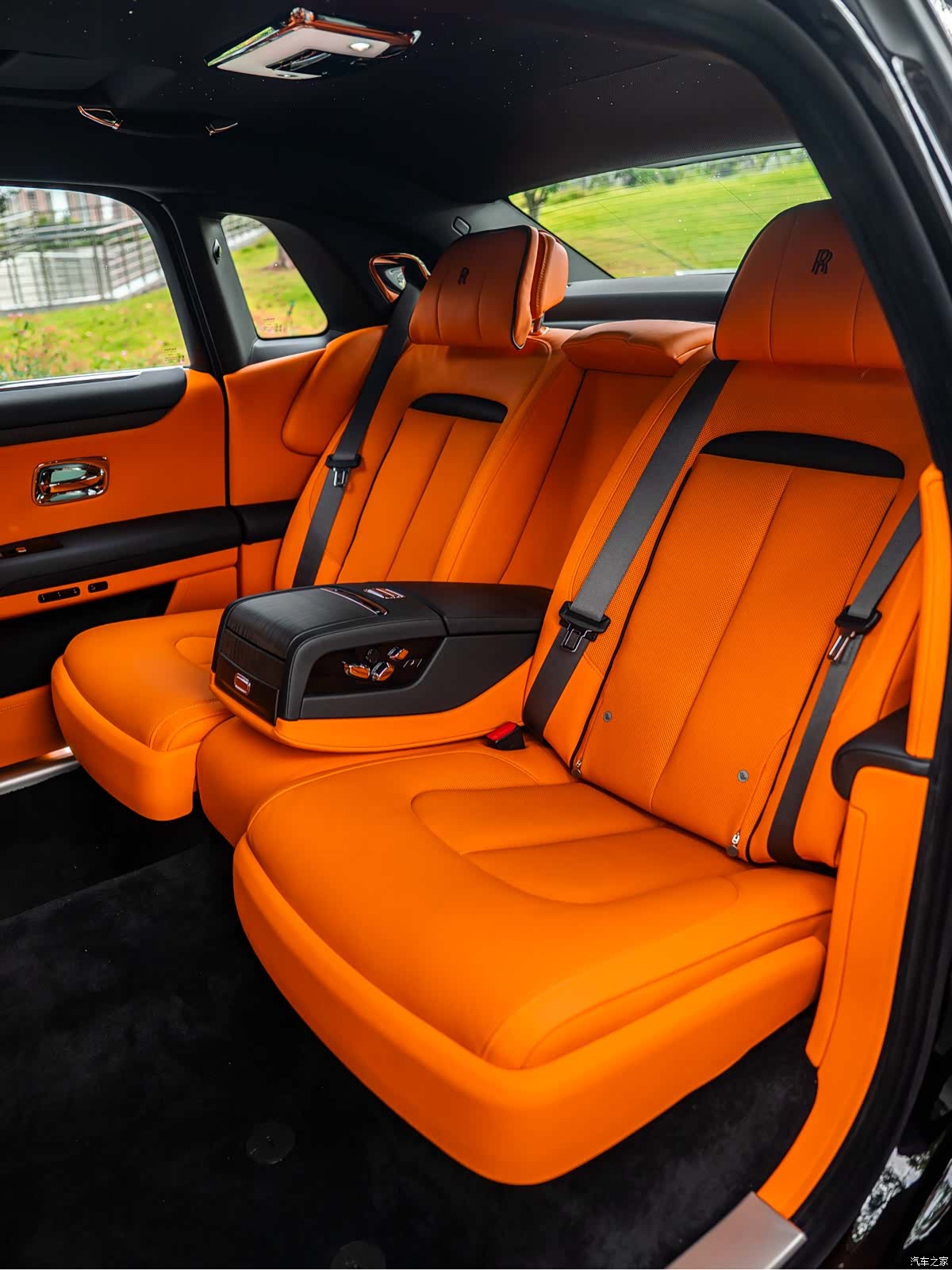 Rolls-Royce Ghost, 2026 11