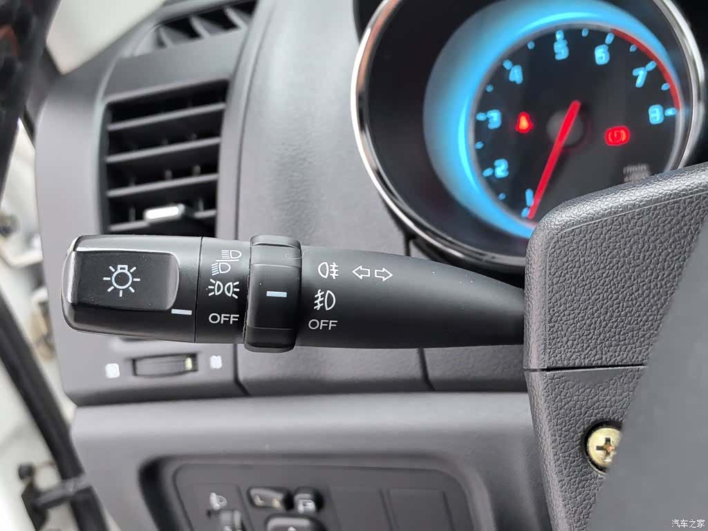 Changan CS35, 2014 21