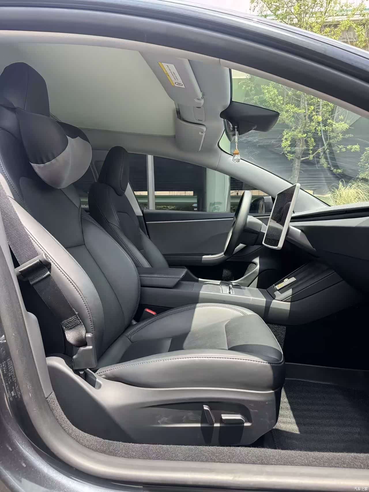 Tesla Model 3, 2024 все фото