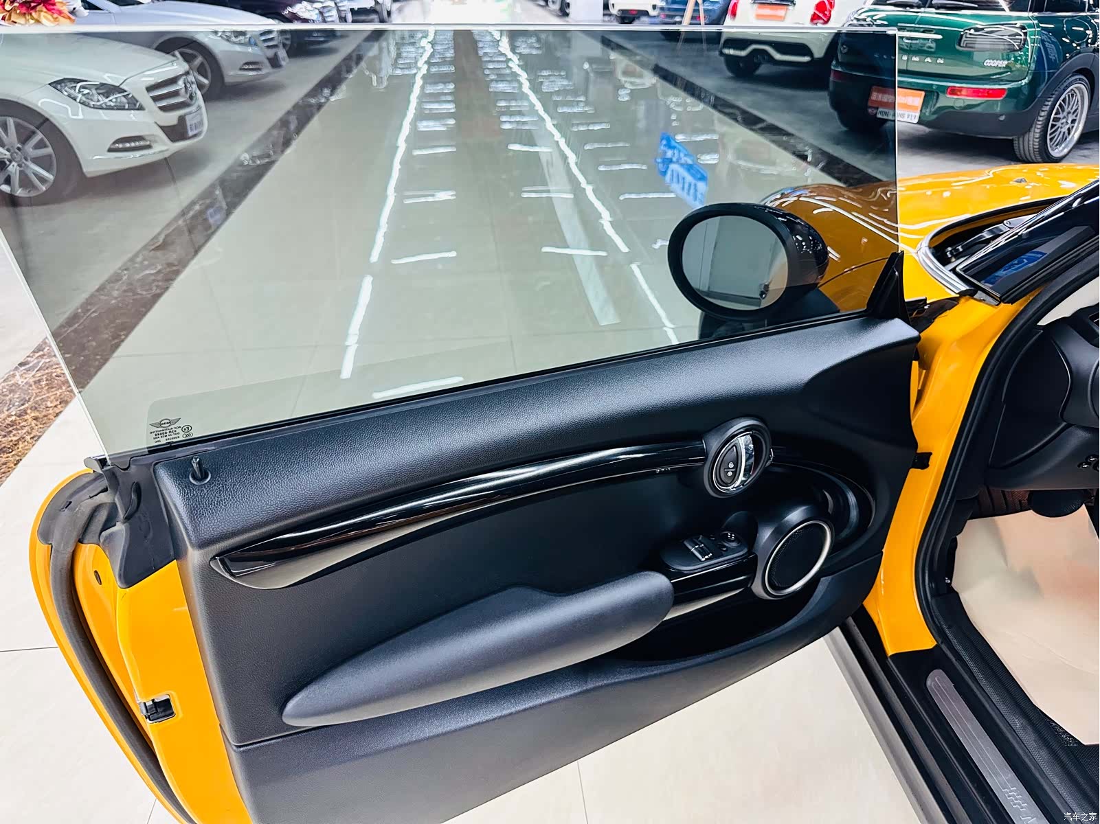 Mini Cooper, 2015 25