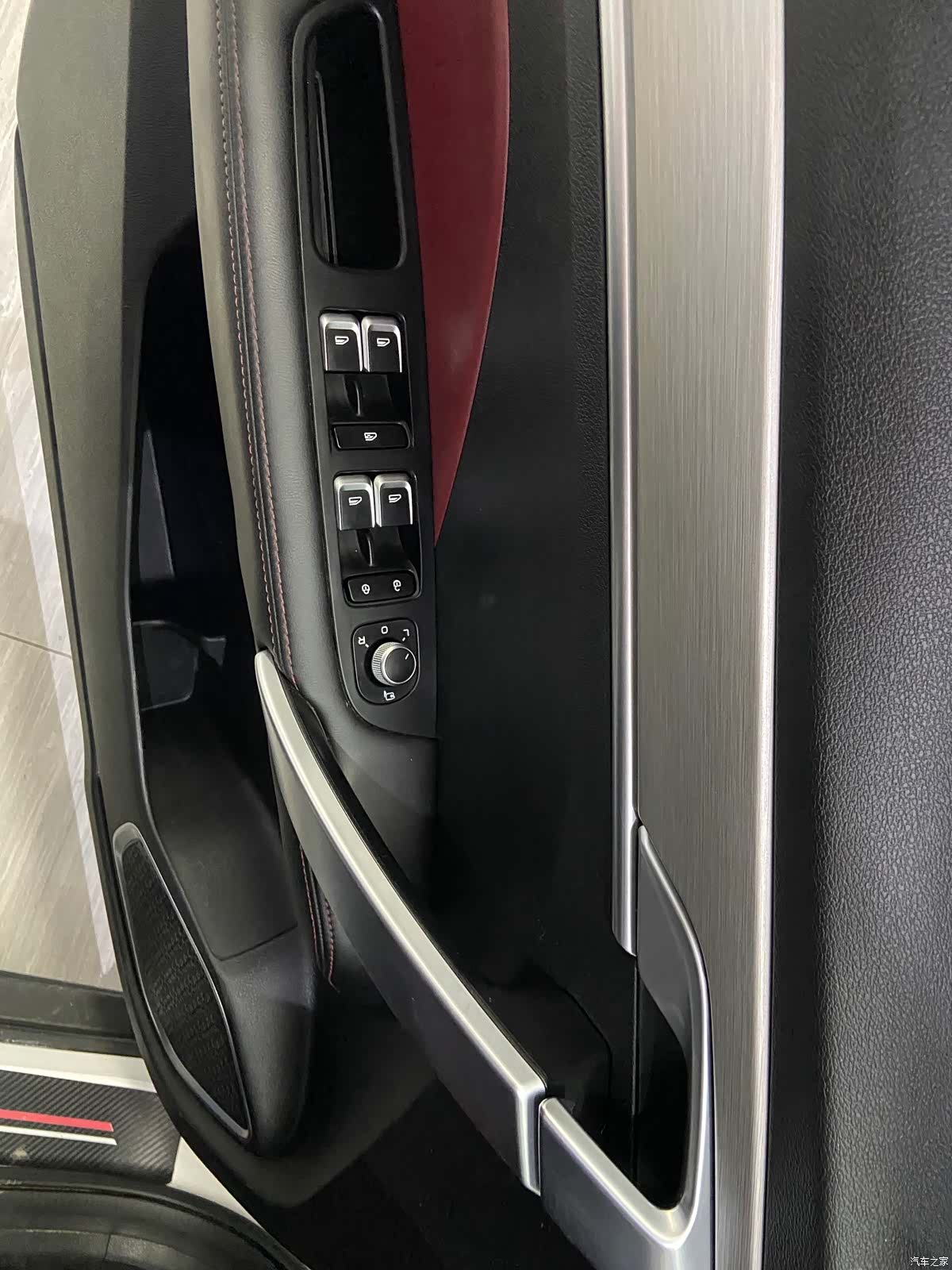 Geely Coolray, 2023 15