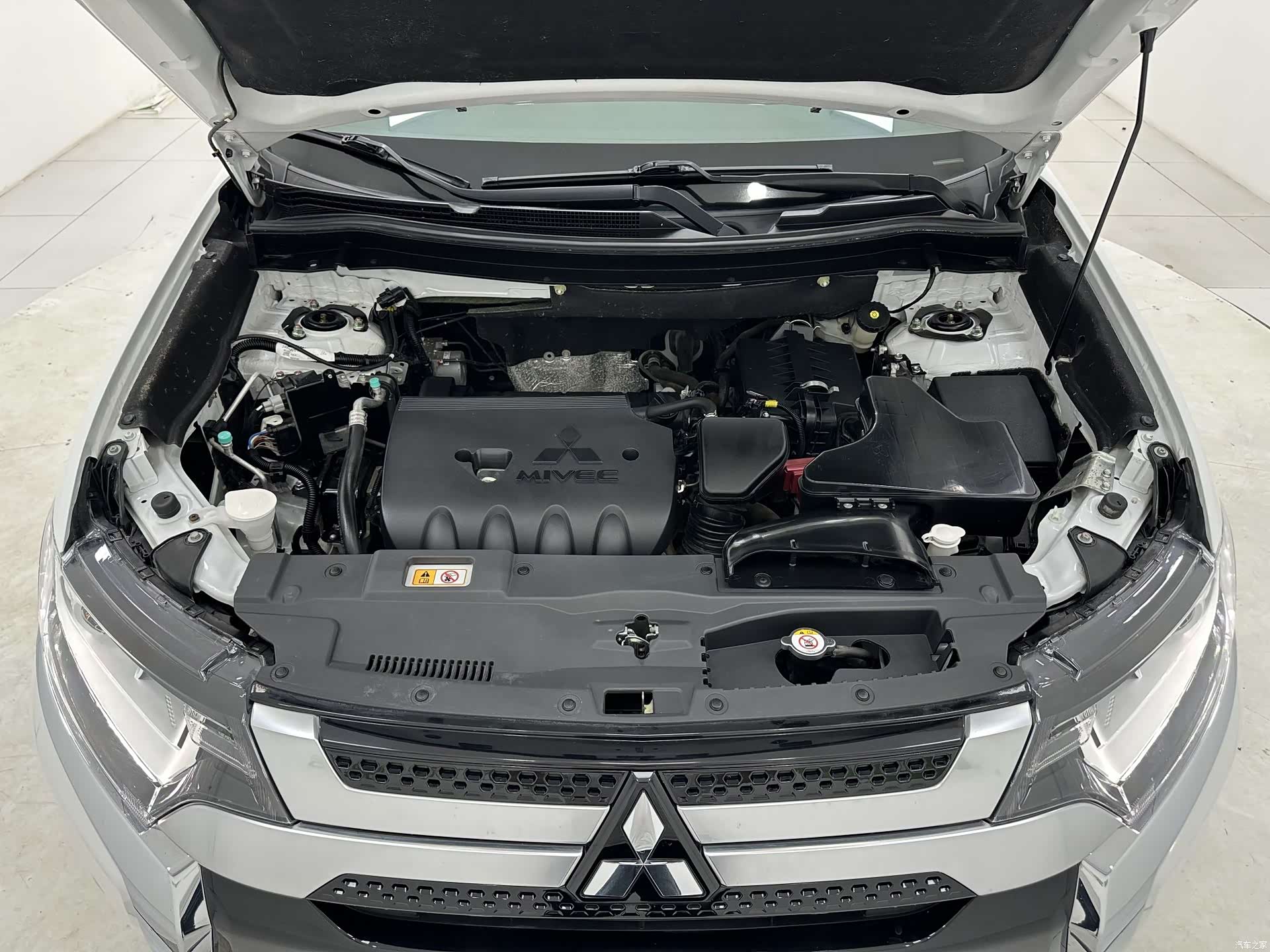 Mitsubishi Outlander, 2022 18