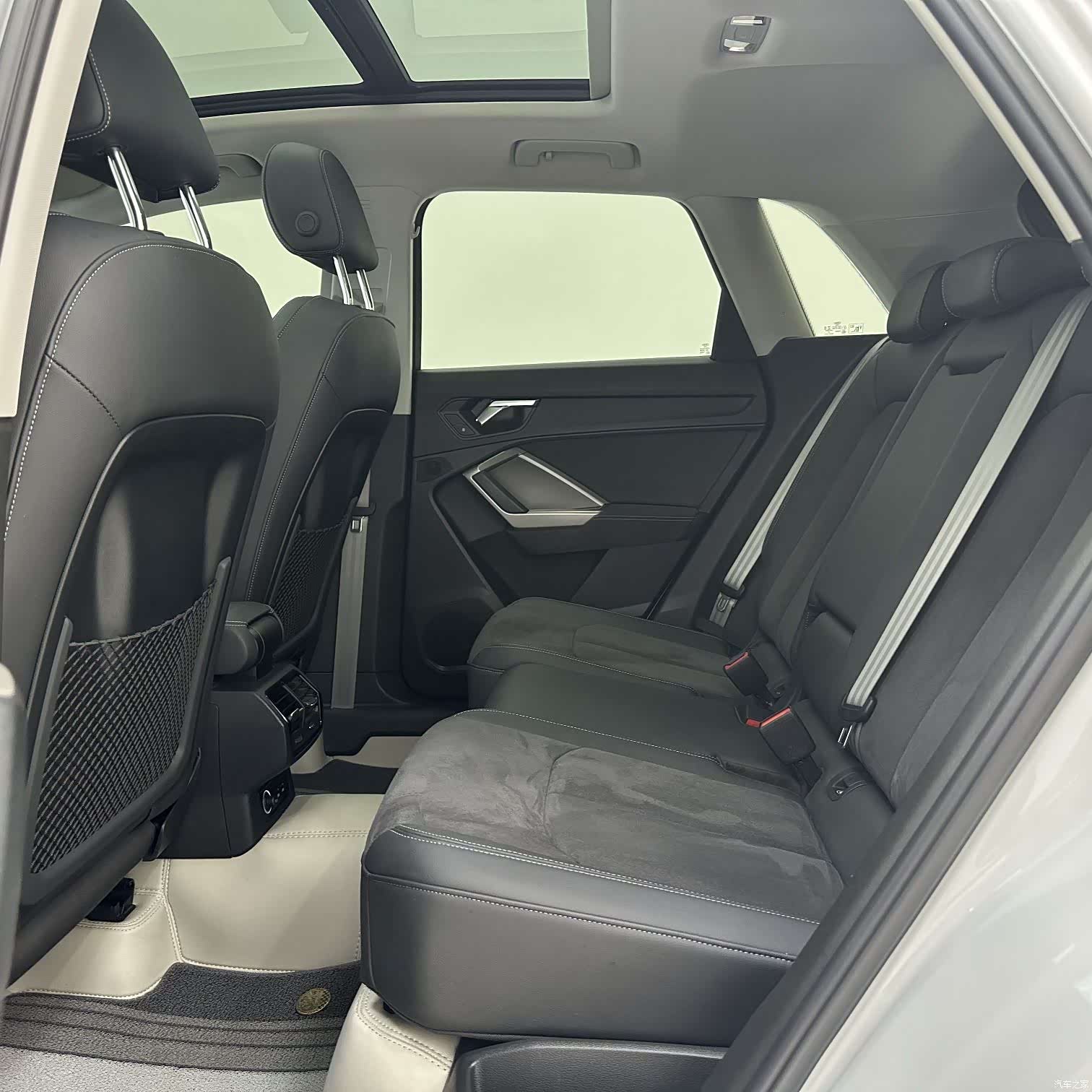 Audi Q3, 2023 8