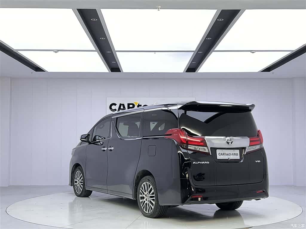 Toyota Alphard, 2018 7