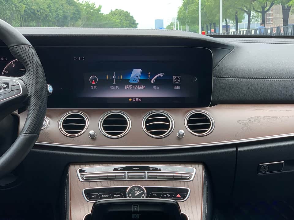 Mercedes-Benz E-class Mercedes-Benz E-class